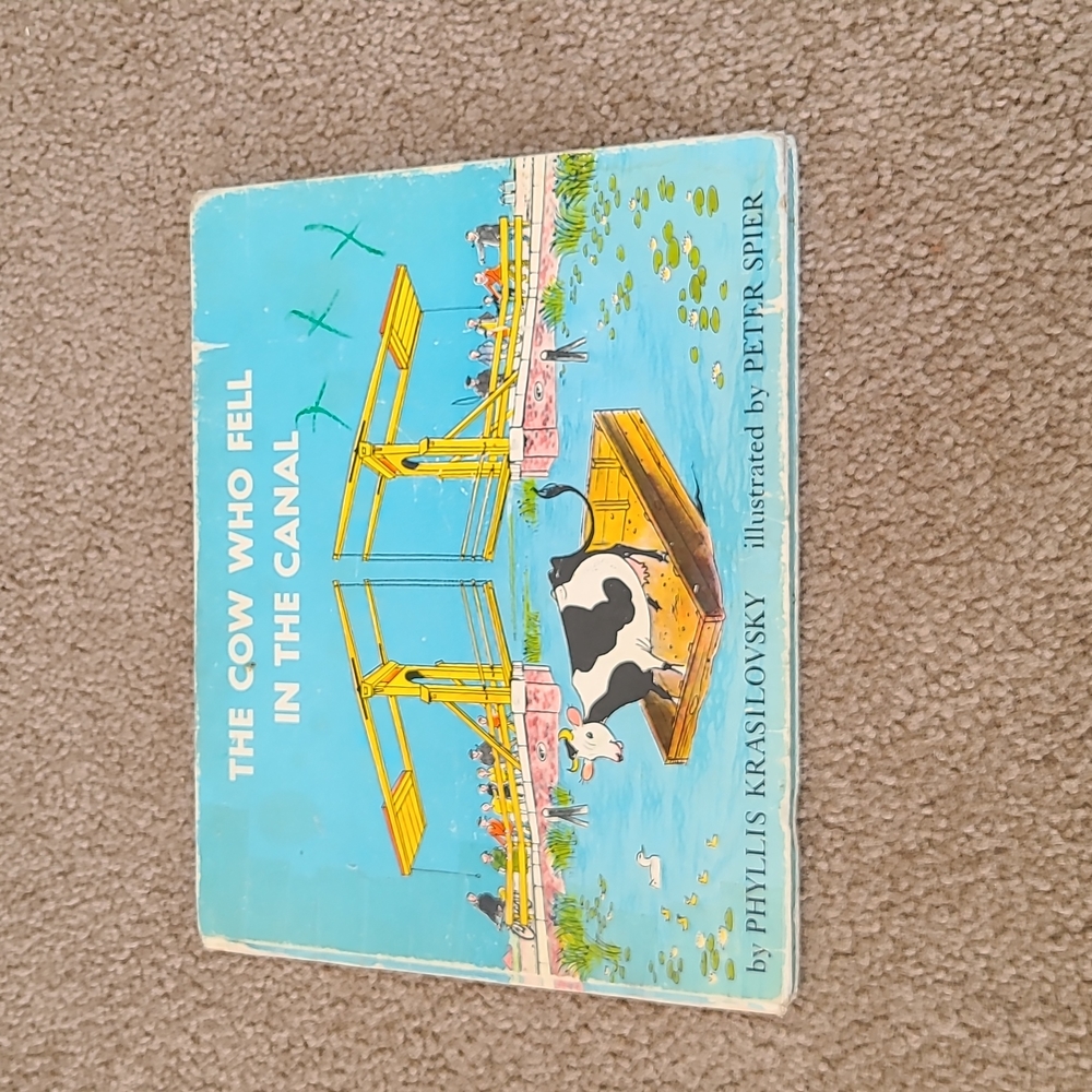 Vintage 1957 hardcover children book in OK condition